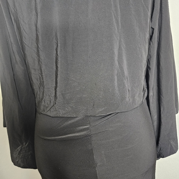 MISA Los Angeles Size Large V neck draped knot front bell sleeve black New 086 - Picture 7 of 7